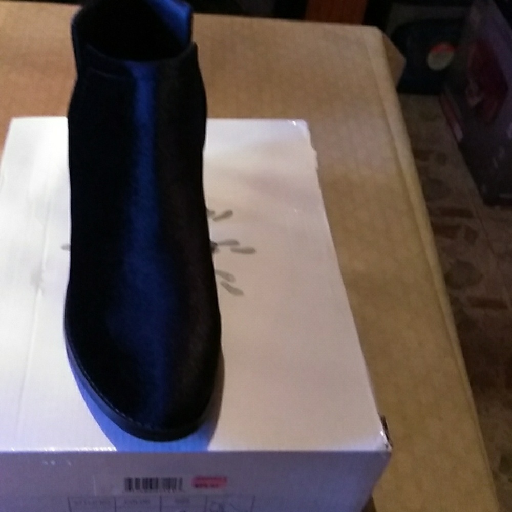 Ladies split suede ankle boots